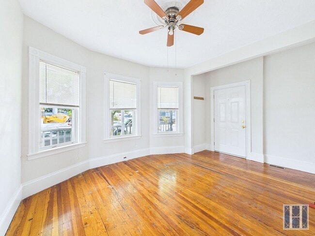 Photo - 16 Norwood St Apartment