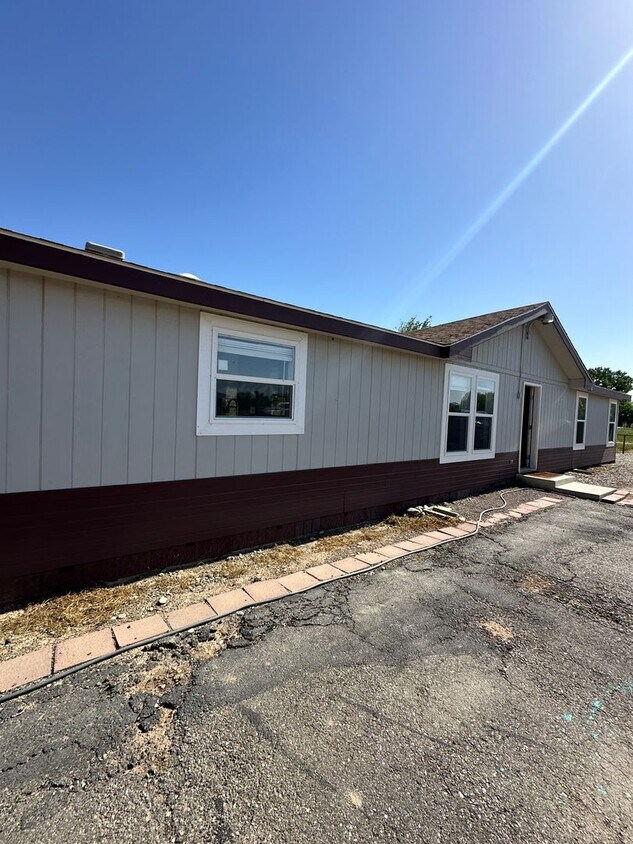 584 Co Rd 6100, Kirtland, NM 87417 House Rental in Kirtland, NM