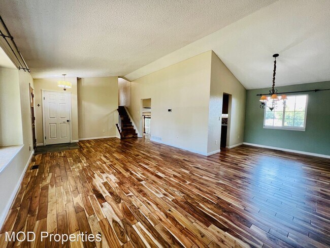 Building Photo - 5 br, 2.5 bath House - 17959 E. Florida Dr.