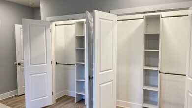 Building Photo - 4242 W Girard Ave