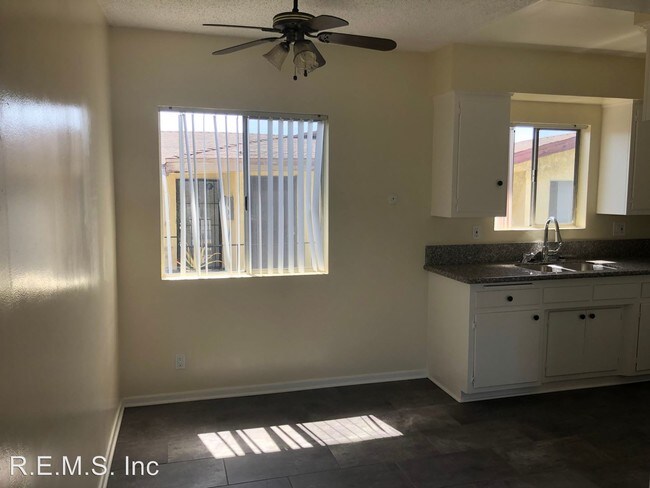 Foto del edificio - 4350 W 130th St