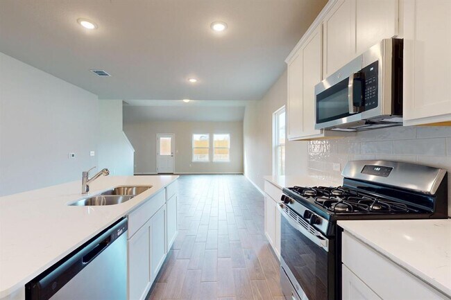 Foto del edificio - 4509 Beacon Bay Dr