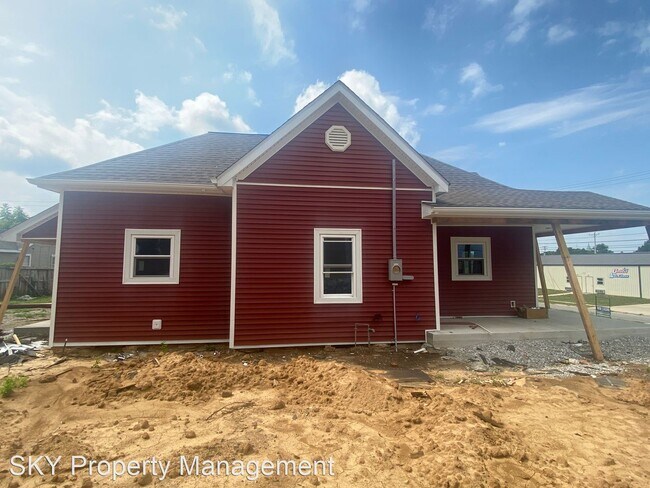 Building Photo - 3 br, 1 bath House - 135 W 10th Ave