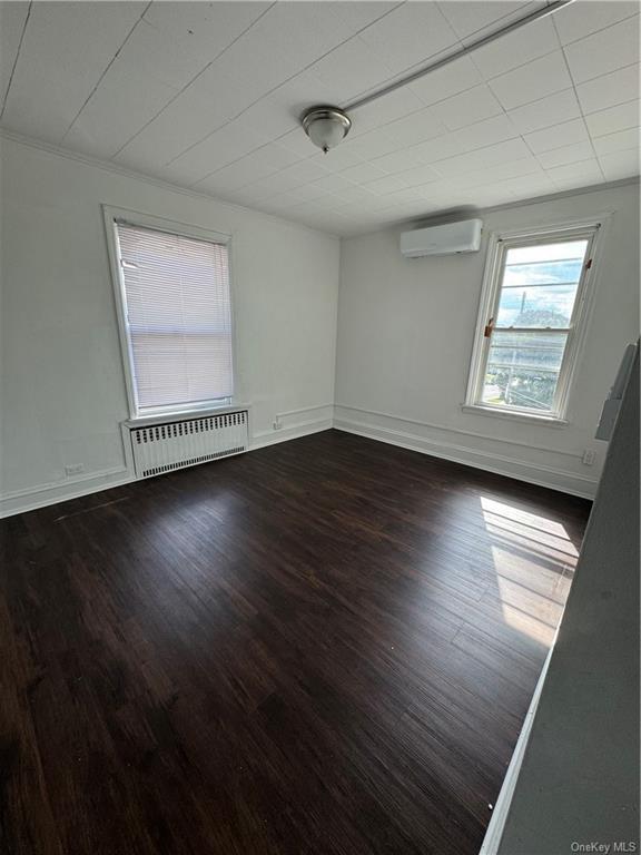 Building Photo - 152 Park Ave