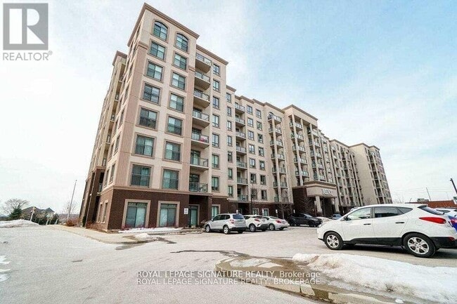 Photo du bâtiment - 2490 Old Bronte Rd