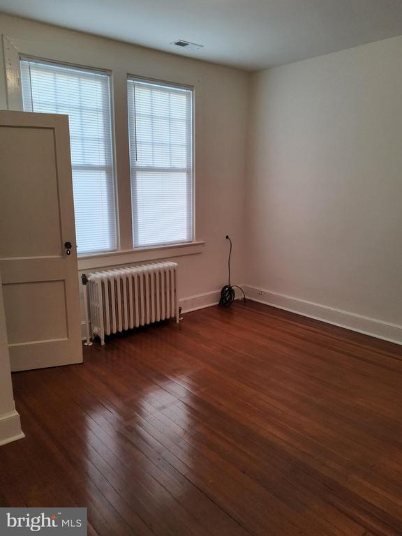 Building Photo - 8131 Leeton Hill Dr