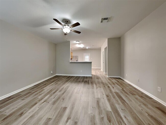 Building Photo - 2427 Spring Lily Ct