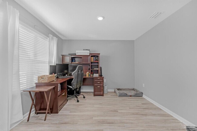 Foto del edificio - 8686 Pathstone Blvd