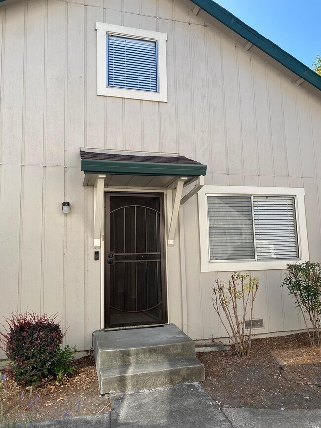 Building Photo - 1011 Copeland Creek Dr