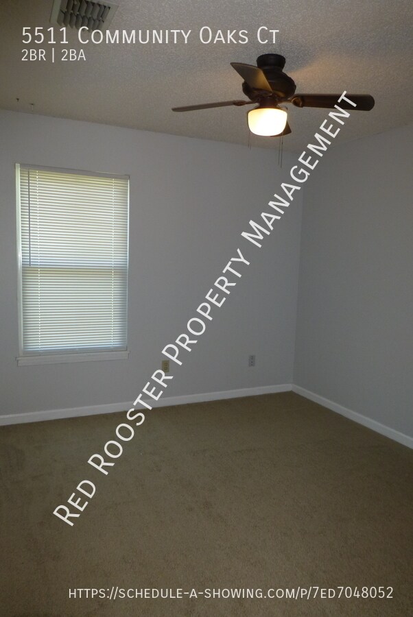 Foto del edificio - 5511 Community Oaks Ct