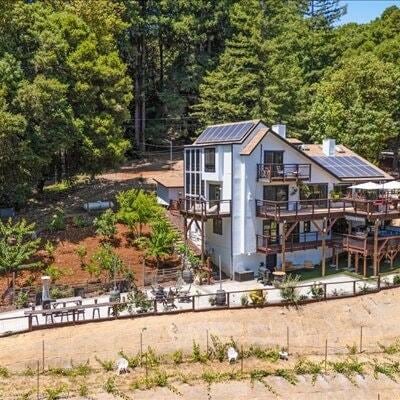 Foto del edificio - 55 Hidden Meadow Ln