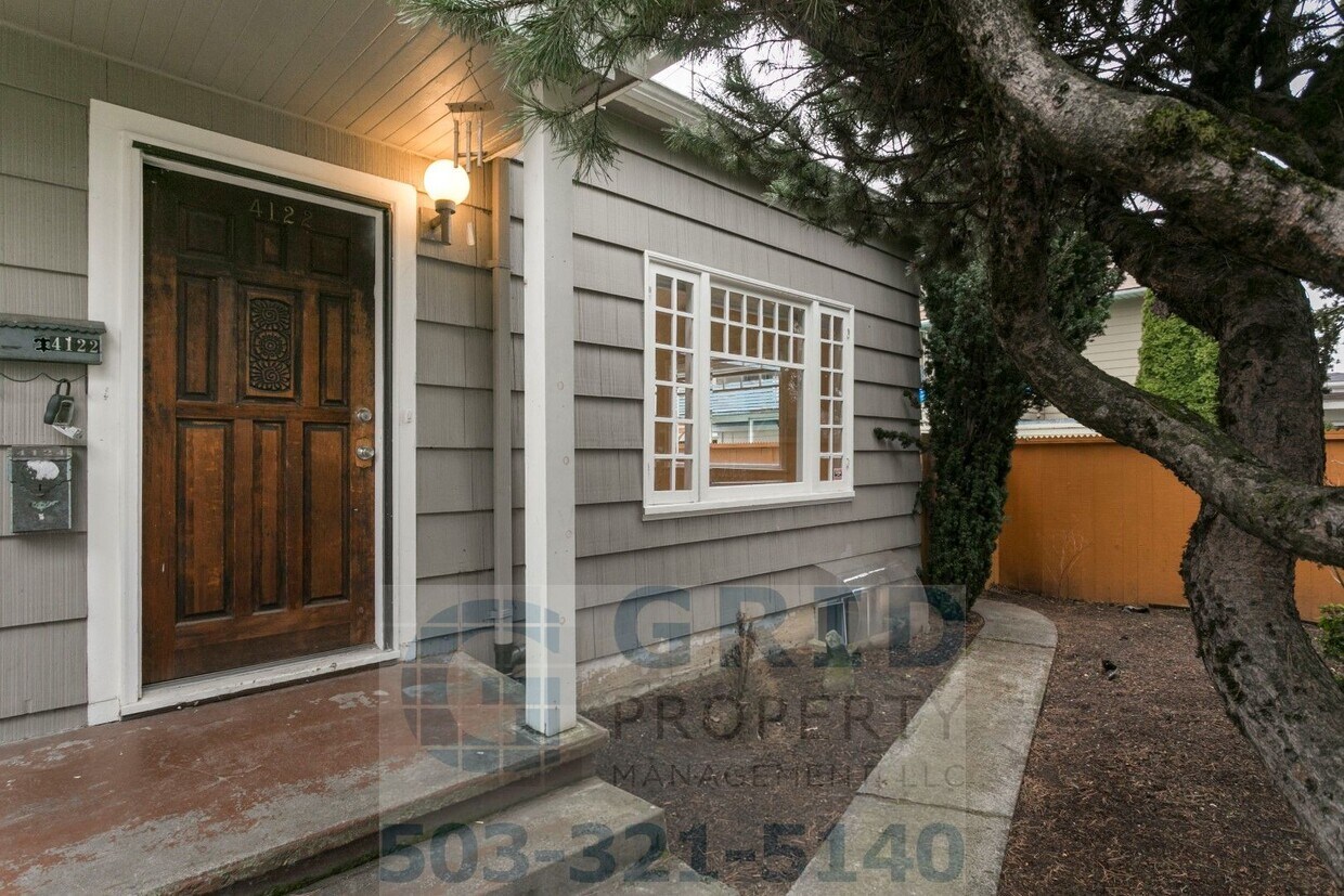 GPM569 - SE Caruthers St (T2) - GPM569 - SE Caruthers St (T2)