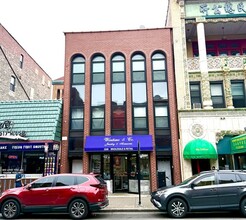 Building Photo - 2240 S Wentworth Ave