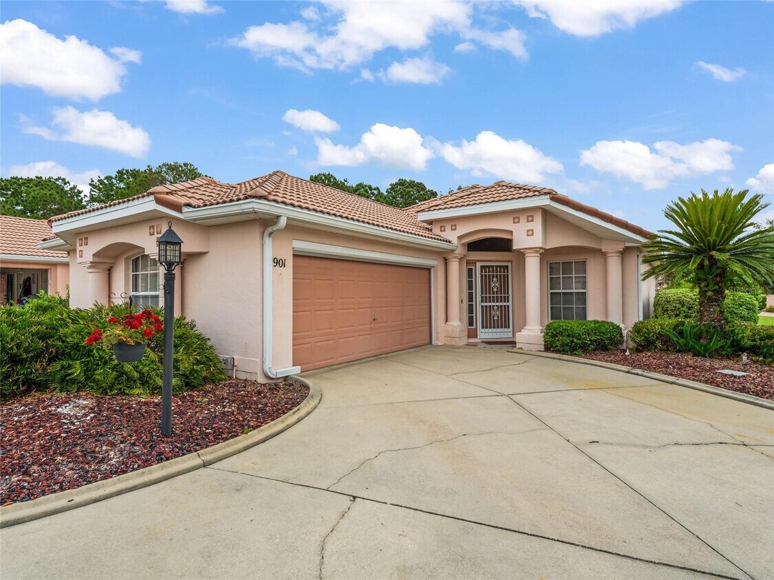 Foto principal - 901 San Benito Ln