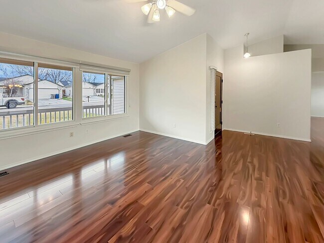 Foto del edificio - Upgraded 3-Bedroom Home on Cul-de-Sac Near Downtown Nampa & I-84