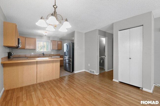 Foto del edificio - 1244 S Reed St