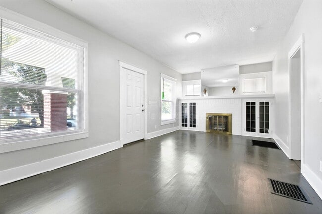 Photo - 659 S 42nd St House