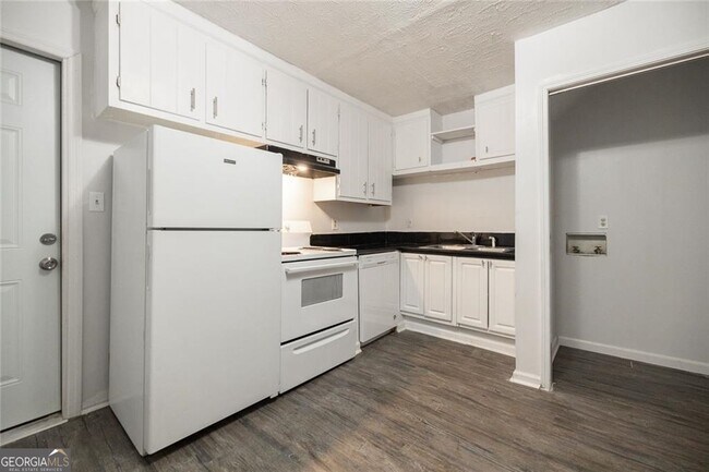 Building Photo - 145 Park Ridge Ct