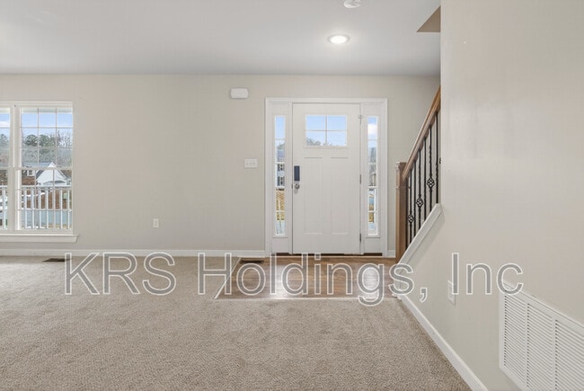 Building Photo - 6093 Flintstone Dr