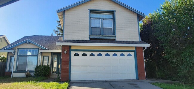 Foto del edificio - Large 3 Bedroom Home with a Loft