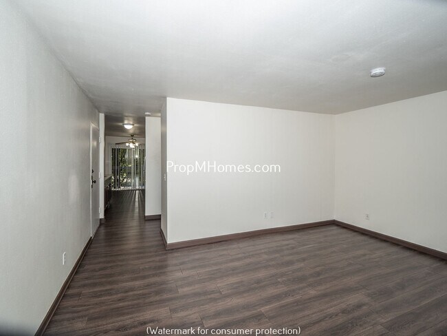 Foto del edificio - 5008 SE Woodward St