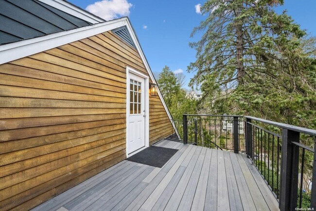 Building Photo - 60 Abbott Dr