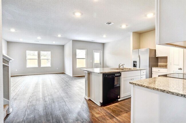 Foto del edificio - 5905 Brocade Dr