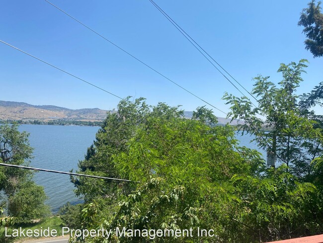 Building Photo - 4 br, 2 bath House - 1663 Lakeshore Drive