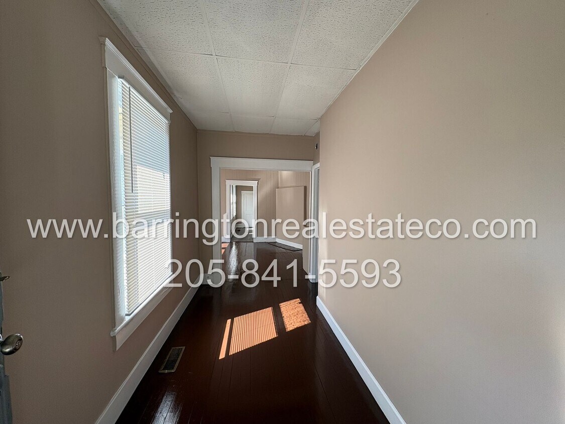 Foto del edificio - 4224 Jackson St