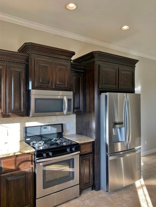 Building Photo - 405 Southwest 84th Street