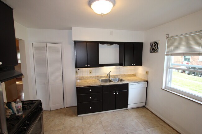 Foto del edificio - 4933 Kelsch Ln