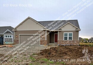 Building Photo - 810 River Ridge Dr