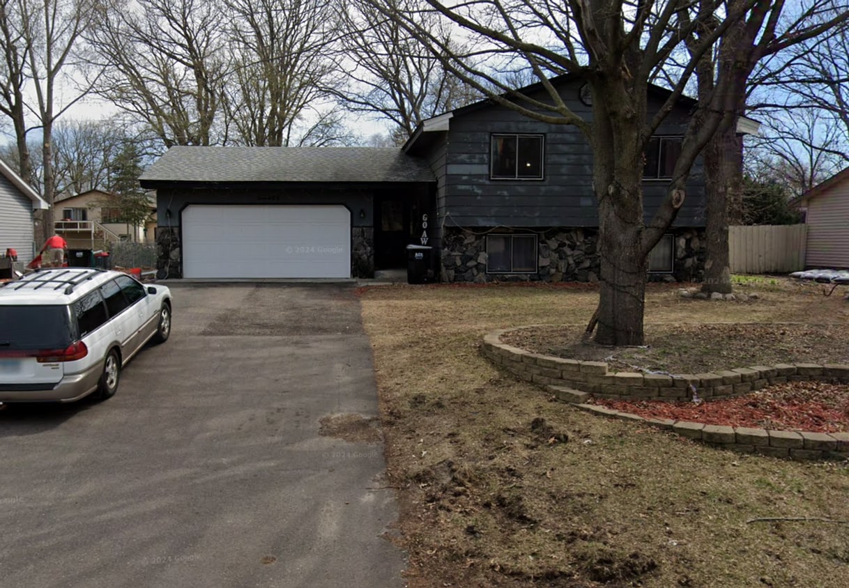 Building Photo - Spacious 3-Bedroom Home in Coon Rapids