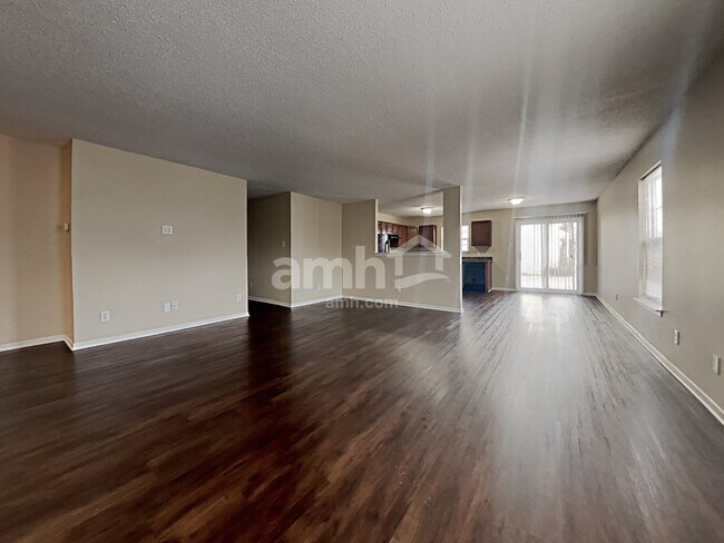 Building Photo - 1268 Weston Dr