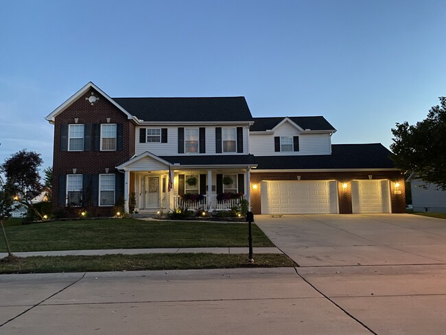 Building Photo - 948 Prairie Crossing