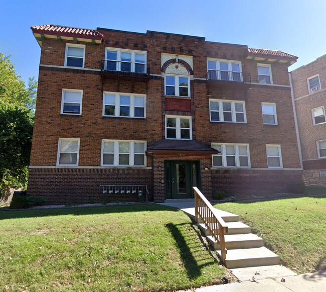 Foto del edificio - 905 E 28th St