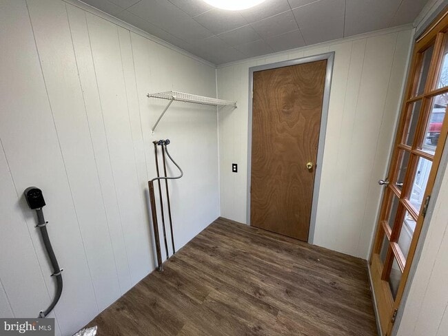 Foto del edificio - 105 Spring Garden St