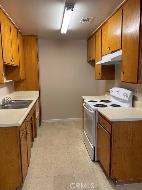 Foto del edificio - 41594 Marine Dr