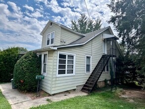 Building Photo - 35 3rd Ave