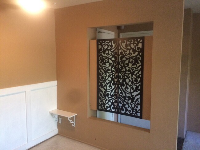 Building Photo - 7948 Mission Center Ct