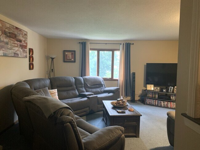 Foto del edificio - 3895 Prairie Ln