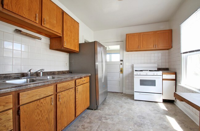 Foto del edificio - 8717 Callie Ave