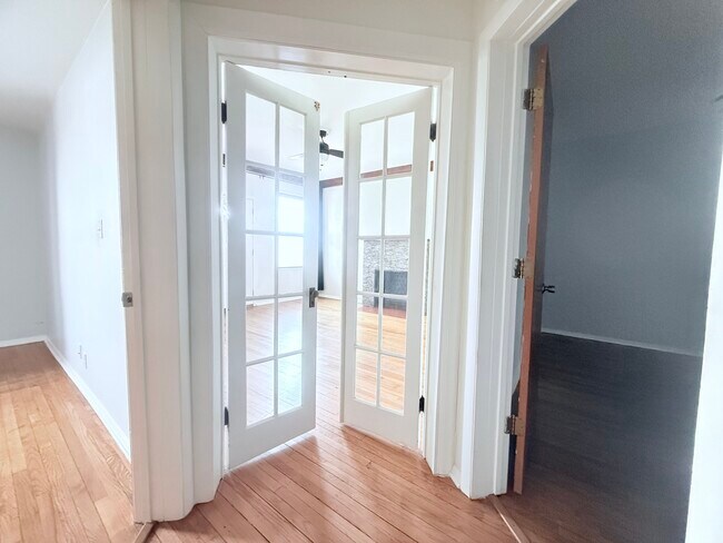 Foto del edificio - 1509 E 65th St