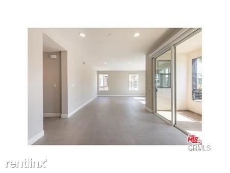 Building Photo - 12895 Runway Rd