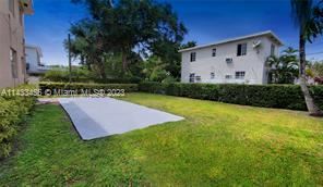 Foto del edificio - 2 br, 1 bath House - 951 SW 11th St # 951