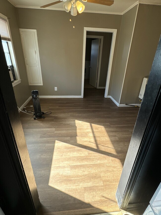 Foto del edificio - 1410 C St S