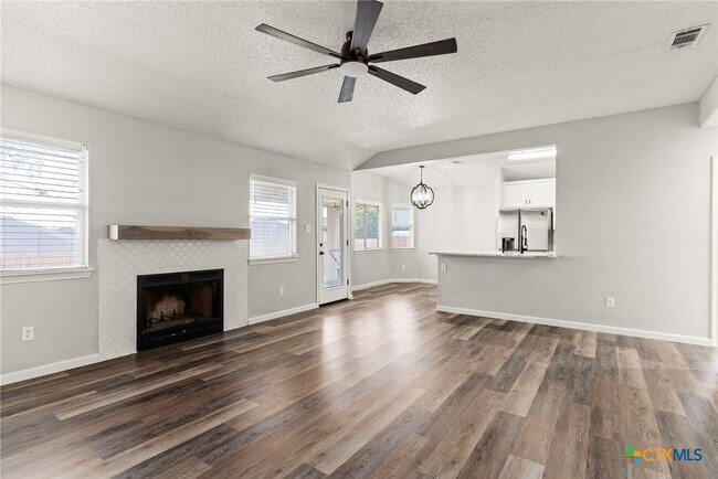 Building Photo - 5206 Morning Glen Ln