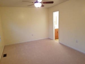 Building Photo - 9854 Oakdale Woods Ct