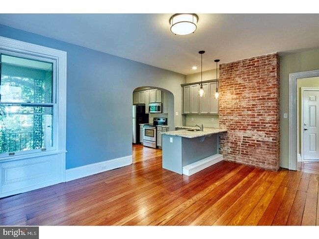 Building Photo - 1300 Delaware Ave