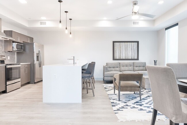 Foto del edificio - The Manistee | One Bedroom